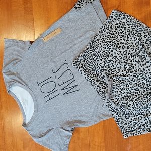 Rae Dunn Hot Mess Gray/Black PJ Short Set Sz Lrg.